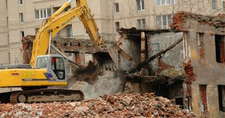 Демонтаж фасада в Добрянке: цены за м2 от 367 рублей | Сварной-Дбр